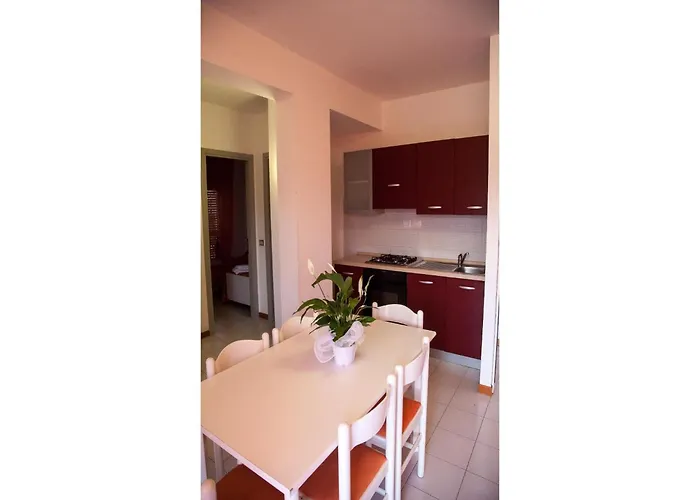 In Mit Balkon * Luni