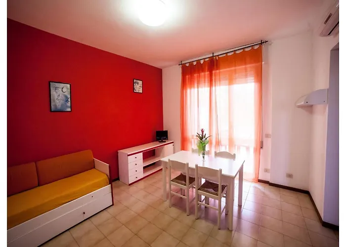 Apartament In Mit Balkon