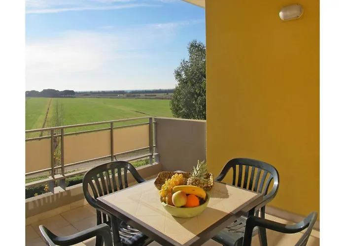 In Mit Balkon * Luni